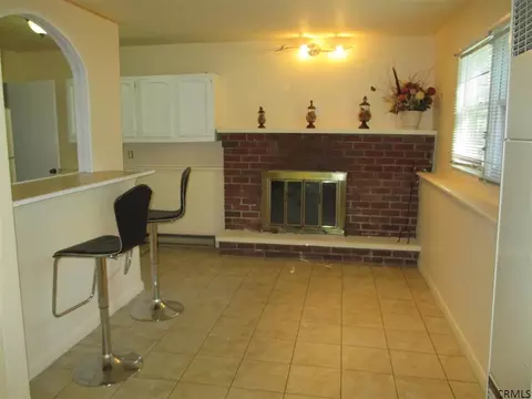 8 Elm Pl, Albany, NY 12203 photo 16