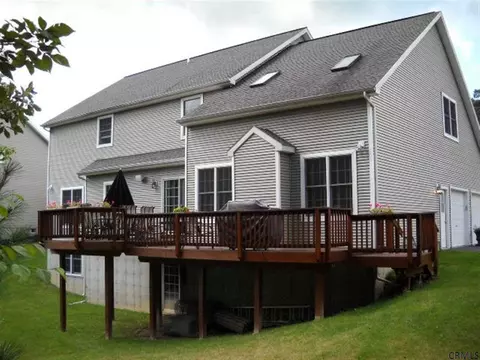 74 Gullane Dr, Slingerlands, NY 12159 photo 25