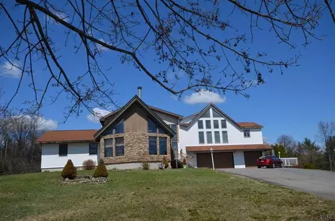 111 Perry Ln, Fonda, NY 12068 photo 1