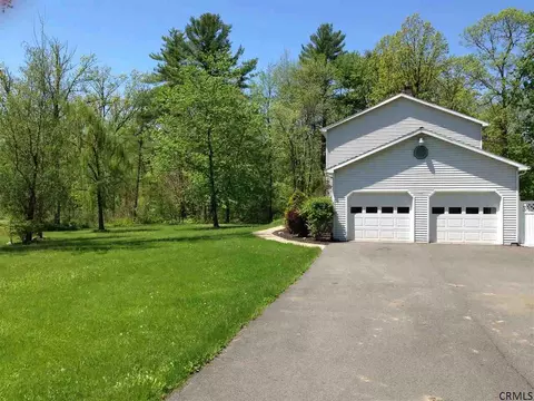 11 Hoffman St, Selkirk, NY 12158 photo 7