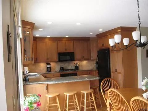 31 Wander Ct, Glenmont, NY 12077 photo 13