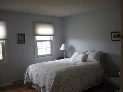 31 Wander Ct, Glenmont, NY 12077 photo 20