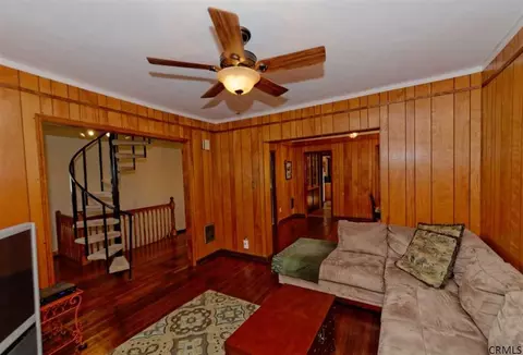 1145 Eastern Ave, Schenectady, NY 12308 photo 4
