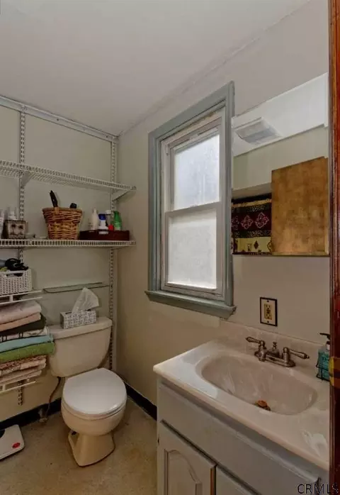 1145 Eastern Ave, Schenectady, NY 12308 photo 9