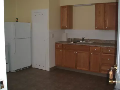 20 Jay St, Schenectady, NY 12305 photo 16