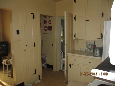 1719 Athol Rd, Schenectady, NY 12308 photo 8