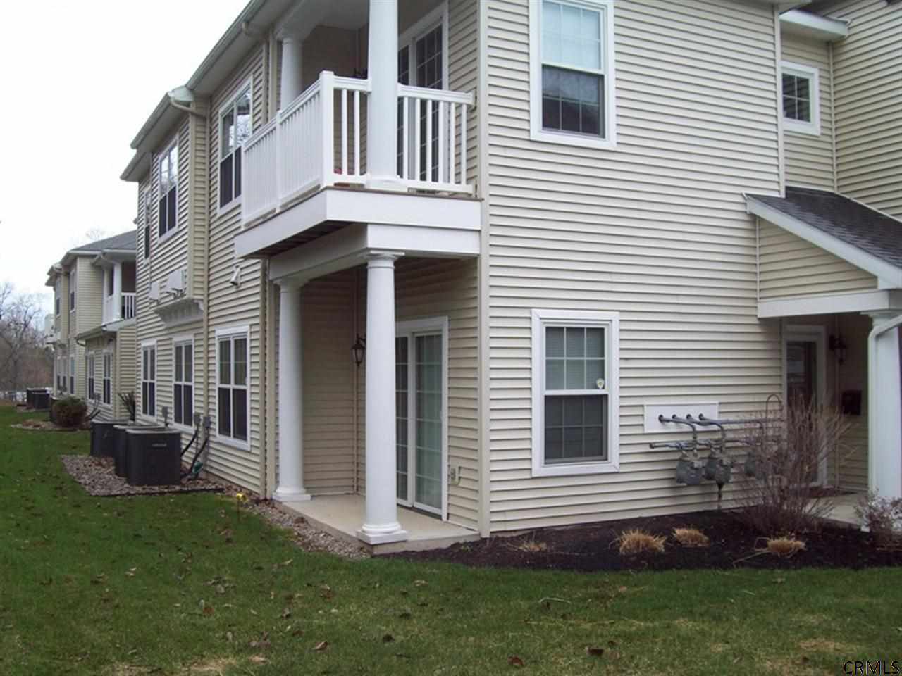 201 Vly Pointe Dr, Schenectady, NY 12309 photo 12