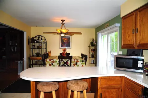 3 Colomba Dr, Schenectady, NY 12306 photo 6