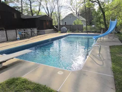 89 Maple Ave, Selkirk, NY 12158 photo 5