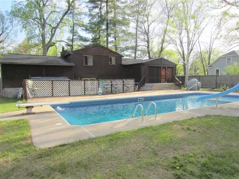 89 Maple Ave, Selkirk, NY 12158 photo 4