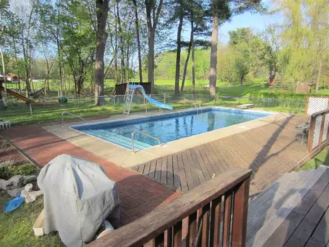 89 Maple Ave, Selkirk, NY 12158 photo 21