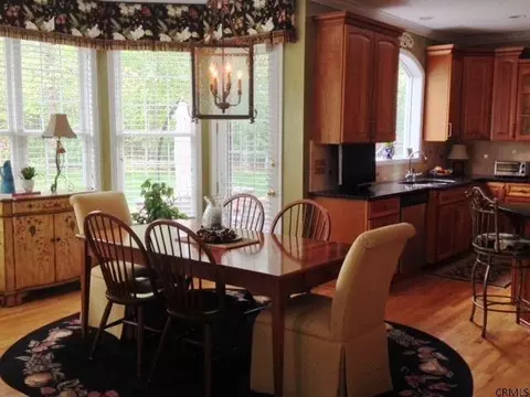12 Castlegate Rd, Ballston Lake, NY 12019 photo 4