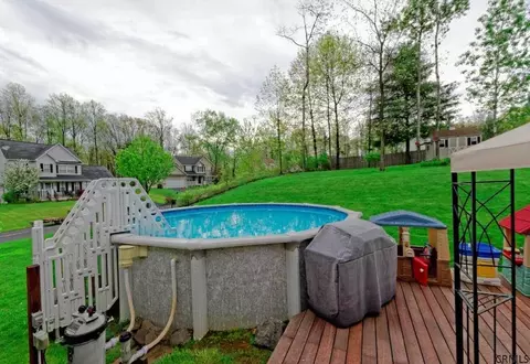 134 Trinity Pl, Selkirk, NY 12158 photo 22