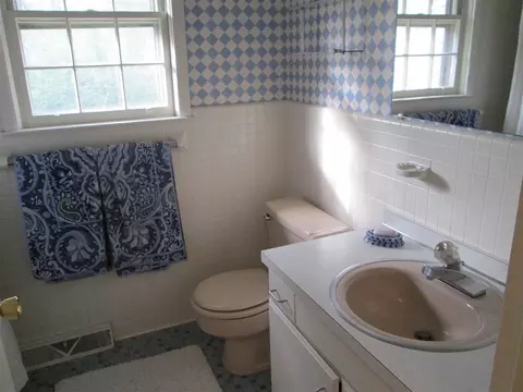 123 Dumbarton Dr, Delmar, NY 12054 photo 18