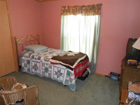 860 E Lykers Rd, Sprakers, NY 12166 photo 7