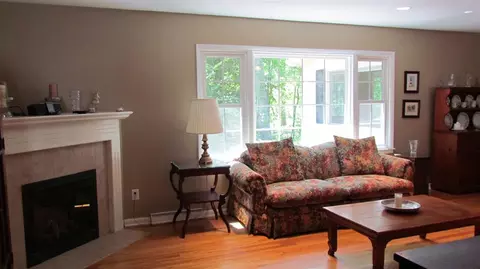 517 Dawson Rd, Delmar, NY 12054 photo 9