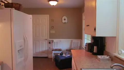 517 Dawson Rd, Delmar, NY 12054 photo 7