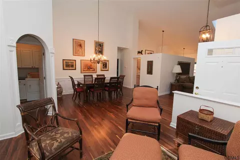 11 Killarney Ct, Saratoga Springs, NY 12866 photo 5