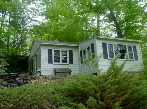 2269 Oaks Rd, Argyle, NY 12809 photo 1