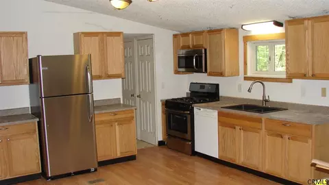 20 Hillside Ave, Porter Corners, NY 12859 photo 4