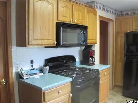 109 Easterly St, Gloversville, NY 12078 photo 8