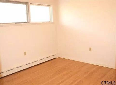 11 Bartlett Ln, Delmar, NY 12054 photo 9