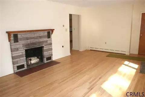 11 Bartlett Ln, Delmar, NY 12054 photo 6
