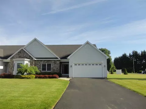 4 Bean Ln, Valatie, NY 12184 photo 1