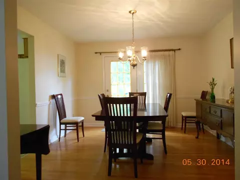 16 Pheasant Ln, Delmar, NY 12054 photo 6
