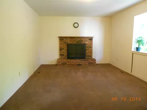16 Pheasant Ln, Delmar, NY 12054 photo 9