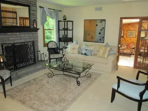 84 Carstead Dr, Slingerlands, NY 12159 photo 3