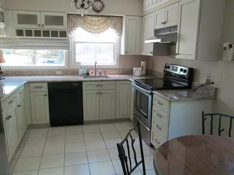 84 Carstead Dr, Slingerlands, NY 12159 photo 5