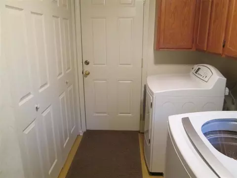 84 Carstead Dr, Slingerlands, NY 12159 photo 11