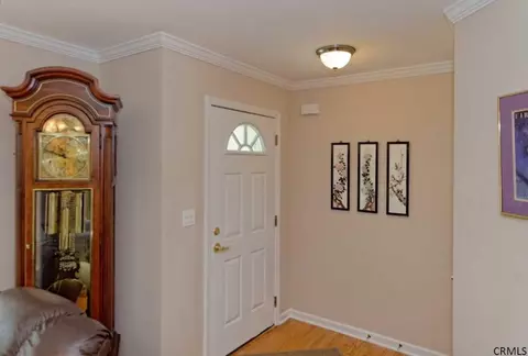 2413 Golf Ave, Schenectady, NY 12309 photo 3