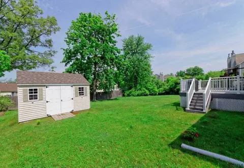 2413 Golf Ave, Schenectady, NY 12309 photo 21
