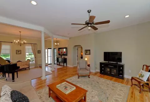 7 Highview Way, Mechanicville, NY 12118 photo 9