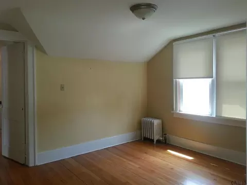 1032 Keyes Ave, Schenectady, NY 12309 photo 12