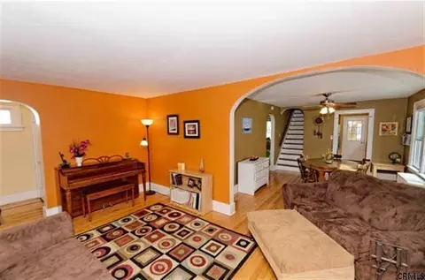 1032 Keyes Ave, Schenectady, NY 12309 photo 6