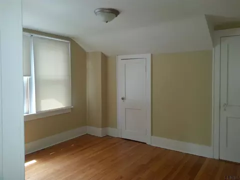 1032 Keyes Ave, Schenectady, NY 12309 photo 13