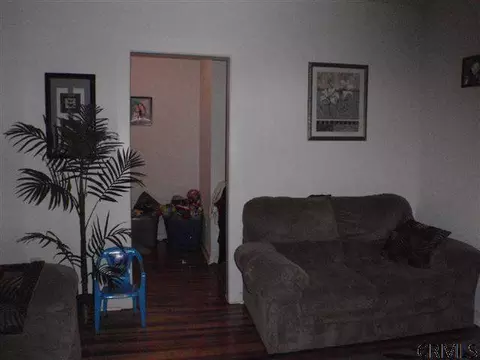 78 Willow Ave, Schenectady, NY 12304 photo 9