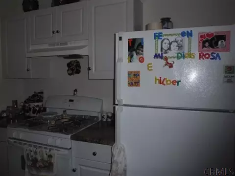 78 Willow Ave, Schenectady, NY 12304 photo 5