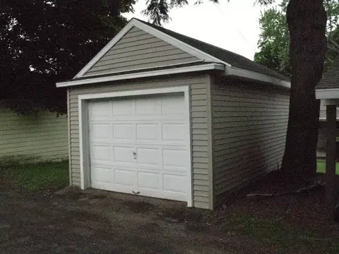 1098 Keyes Ave, Schenectady, NY 12309 photo 4