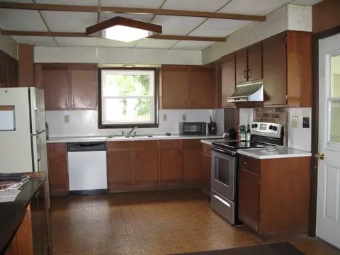 1098 Keyes Ave, Schenectady, NY 12309 photo 6