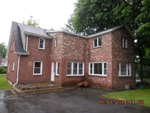 1644 Randolph Rd, Schenectady, NY 12308 photo 3