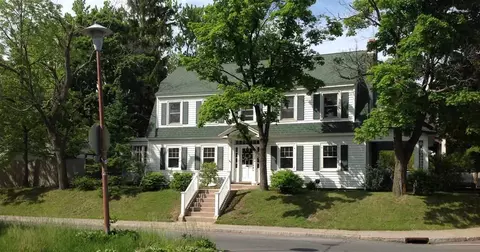 1871 Eastern Pkwy, Schenectady, NY 12309 photo 1