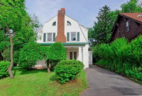 1871 Eastern Pkwy, Schenectady, NY 12309 photo 2