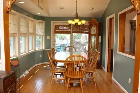 12 Ridge Rd, Delmar, NY 12054 photo 4