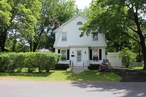 8 Nathaniel Blvd, Delmar, NY 12054 photo 1