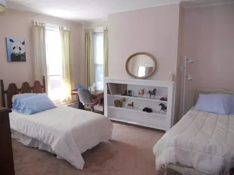 577 3rd Ave, Troy, NY 12182 photo 16