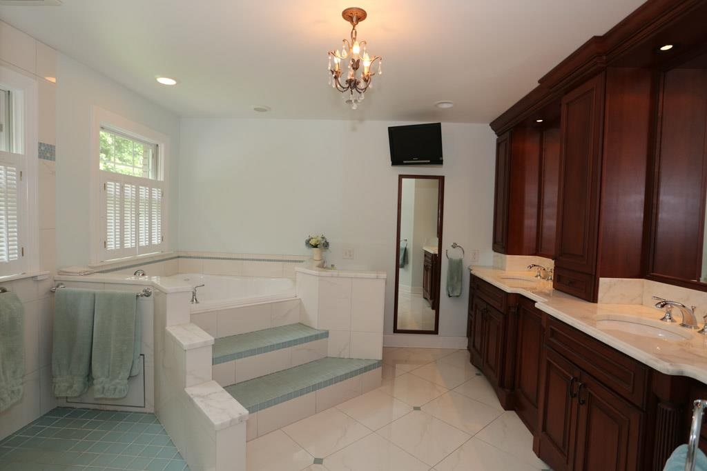 166 Van Rensselaer Blvd, Albany, NY 12204 Movoto